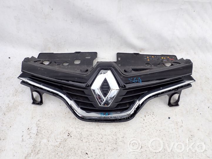 Renault Captur Maskownica / Grill / Atrapa górna chłodnicy 