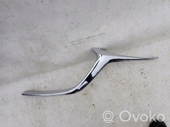 Mazda 2 Modanatura separatore del paraurti anteriore D43N507K1