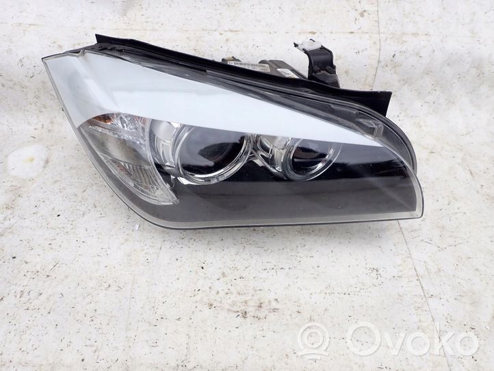 BMW X1 E84 Lampa przednia 