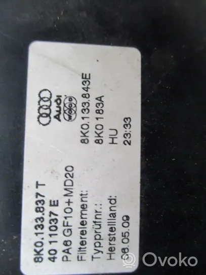 Audi A4 S4 B8 8K Oro filtro dėžės dangtelis 