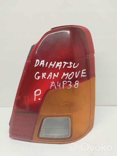 Daihatsu Gran Move Aizmugurējais lukturis virsbūvē 