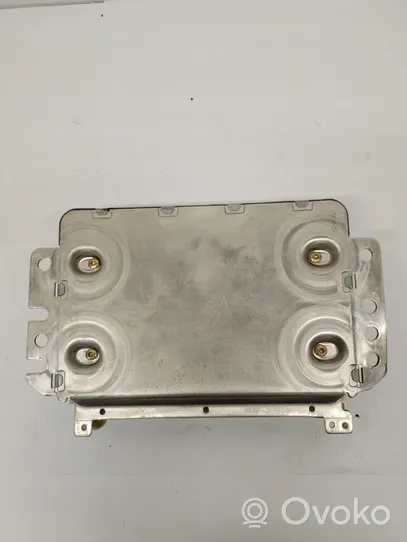 KIA Sephia Engine control unit/module 0261207000