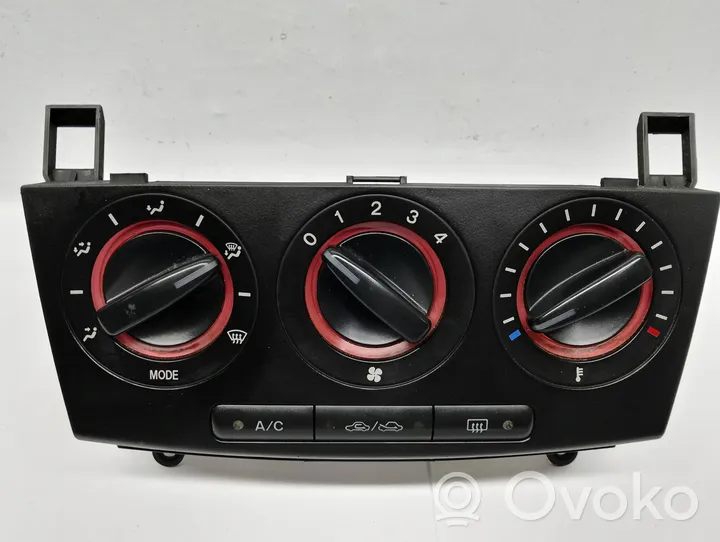 Mazda 3 I Console centrale, commande chauffage/clim BP8F