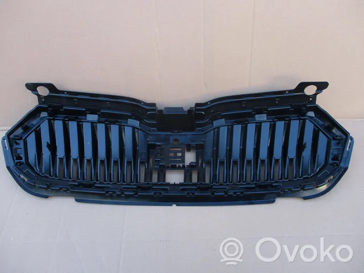 Skoda Fabia Mk4 (6VA) Grille calandre supérieure de pare-chocs avant 6VA853653