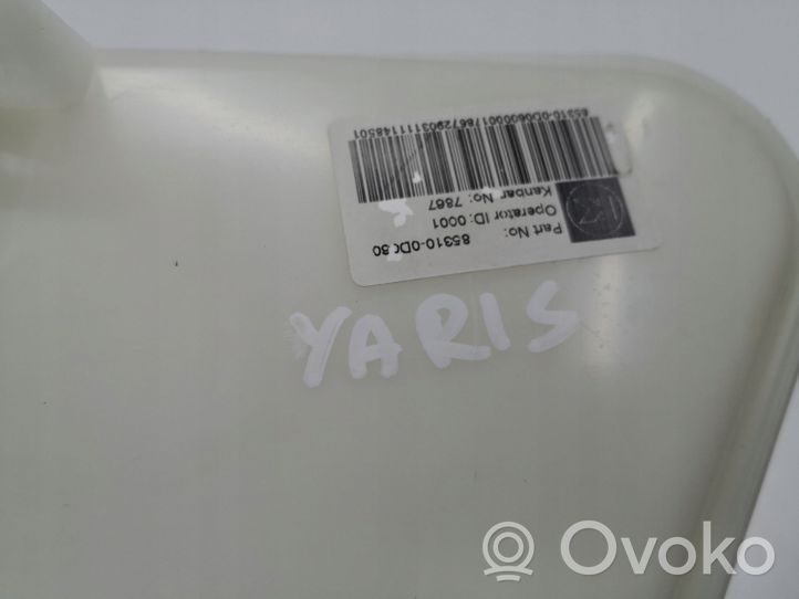 Toyota Yaris Zbiornik płynu do spryskiwaczy szyby przedniej / czołowej 853100D060