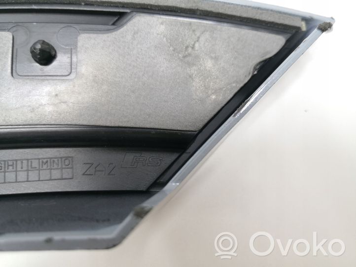 Audi Q8 Listwa błotnika tylnego 4M8853820C