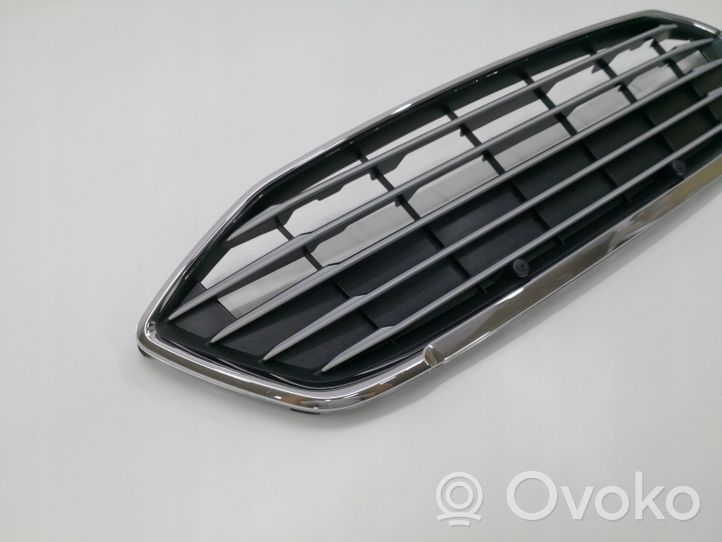 Ford Focus Grille calandre supérieure de pare-chocs avant JX7B8C436A