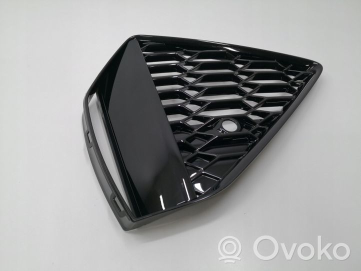 Audi RS6 C8 Grille inférieure de pare-chocs avant 4K8807681D