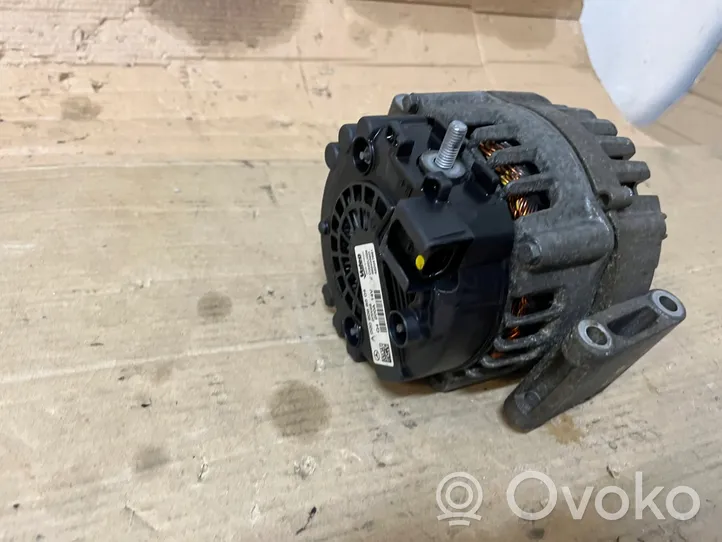 Mercedes-Benz Sprinter W907 W910 Alternator A0009068504