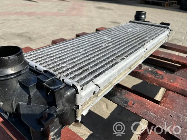 Mercedes-Benz Sprinter W907 W910 Radiatore intercooler A9075011600