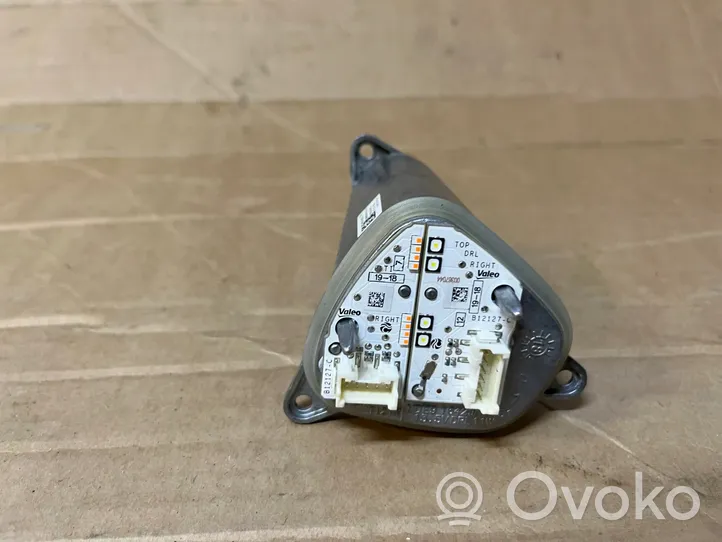 Opel Crossland X Module de ballast de phare Xenon 90112532