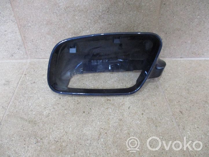 Audi A4 S4 B5 8D Kunststoffverkleidung Außenspiegel 8D0857507