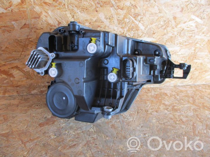 Skoda Karoq Lampy przednie / Komplet 57B941009