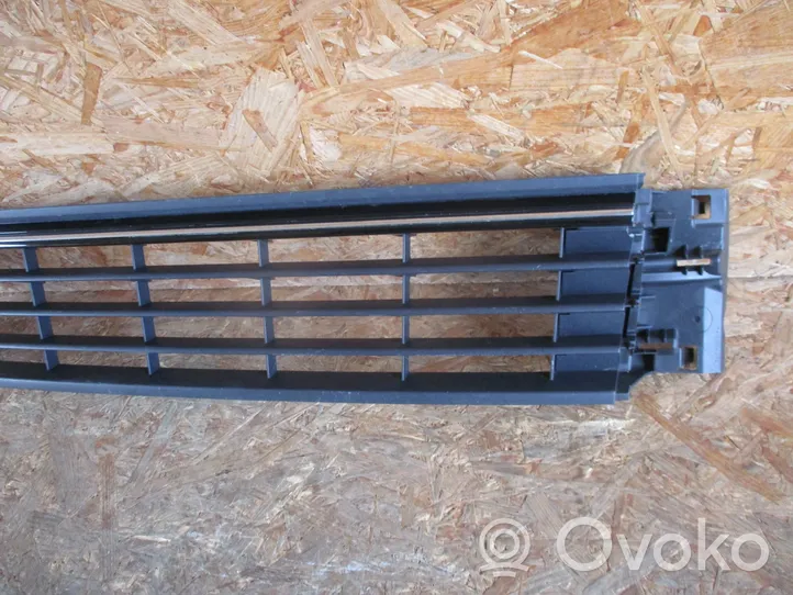 Volkswagen Polo V 6R Grille inférieure de pare-chocs avant 5C0853950