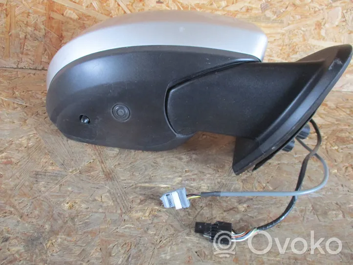 Dacia Duster II Front door electric wing mirror 