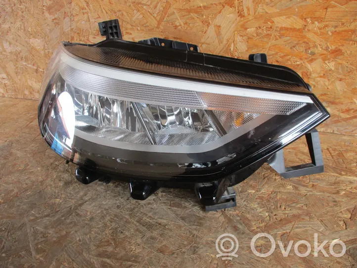 Volkswagen ID.3 Lampa przednia 10B941006A