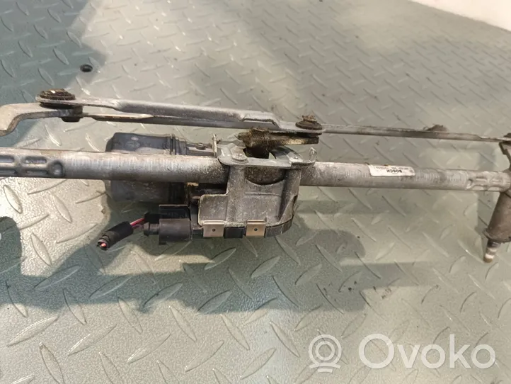 Volkswagen Golf VI Front wiper linkage and motor 