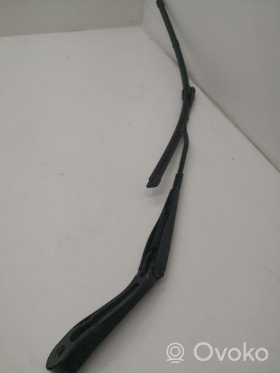 Mercedes-Benz E W213 Front wiper blade arm A2138205402