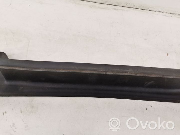 Mercedes-Benz GL X166 Rivestimento superiore del portellone posteriore/bagagliaio A1666900064