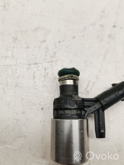 Porsche Macan Fuel injector 06L906936