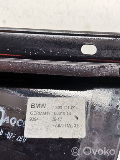 BMW 5 G30 G31 Rivestimento modanatura del vetro della portiera anteriore 7390121