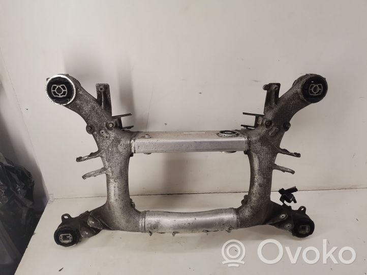 BMW 5 G30 G31 Sottotelaio posteriore 6861201