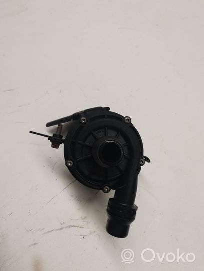 Mercedes-Benz E W213 Pompe à eau de liquide de refroidissement A0005002686