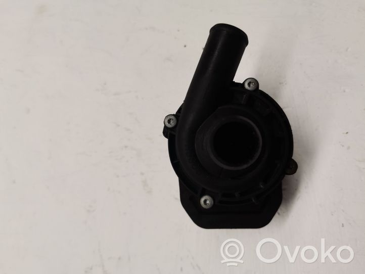 Mercedes-Benz GLE (W166 - C292) Pompe à eau de liquide de refroidissement A2118350028