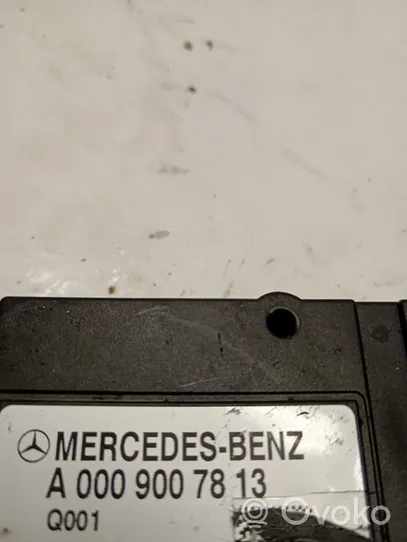 Mercedes-Benz C AMG W205 Fuel injection pump control unit/module A0009007813