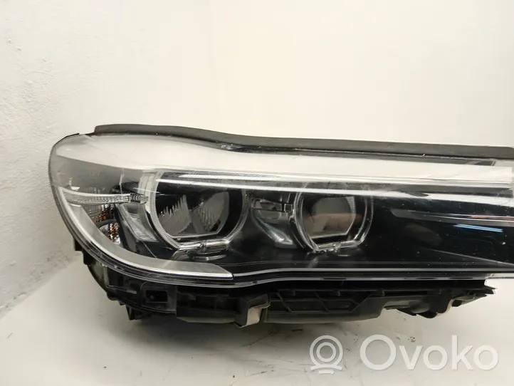 BMW 7 G11 G12 Lampa przednia 7465592