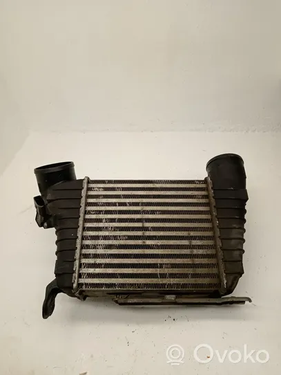 Bentley Continental Chłodnica powietrza doładowującego / Intercooler 3W0145803