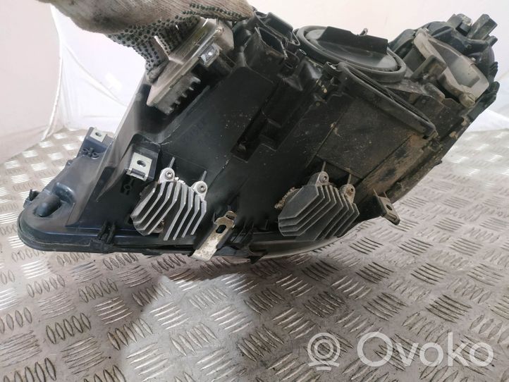 BMW 5 GT F07 Lampa przednia 7199614