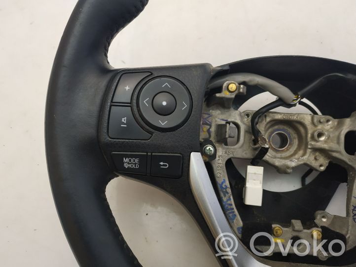 Toyota Auris E180 Vairas 6212135