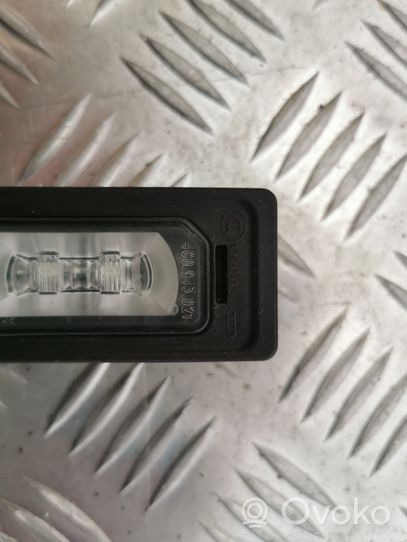 Audi Q5 SQ5 Lampa oświetlenia tylnej tablicy rejestracyjnej 4C0943021