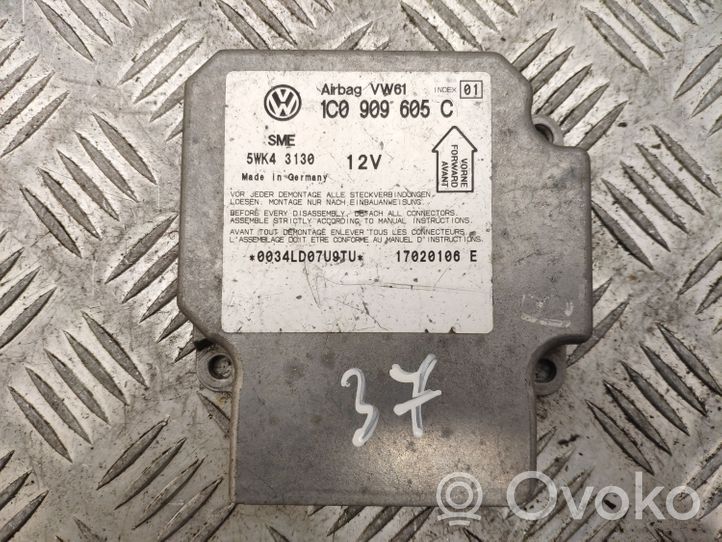 Volkswagen PASSAT B5 Airbagsteuergerät 1C0909605C