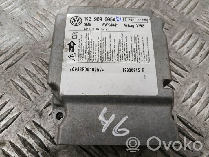Volkswagen Golf V Turvatyynyn ohjainlaite/moduuli 1K0909605A