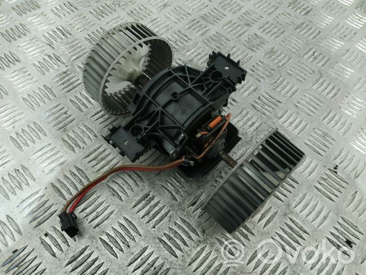 Mercedes-Benz S W222 Ventola riscaldamento/ventilatore abitacolo Y3002005