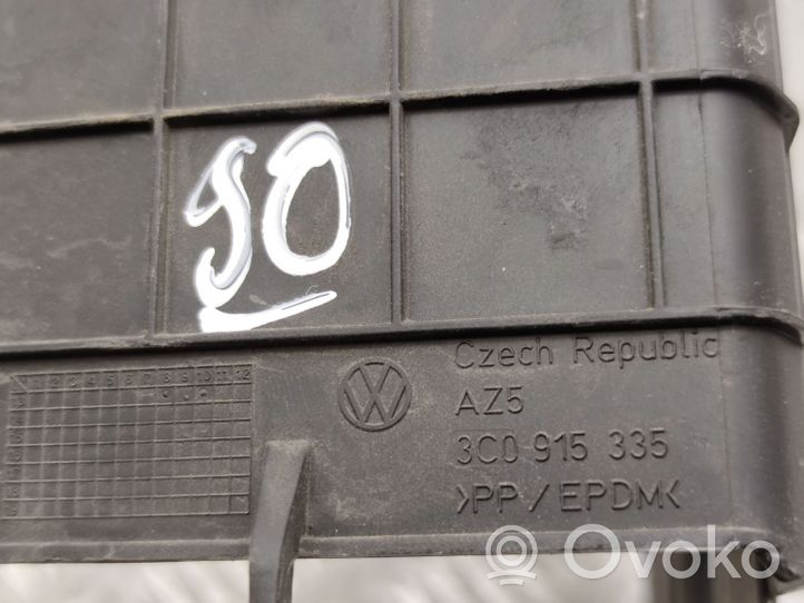 Volkswagen PASSAT CC Coperchio/tappo della scatola vassoio della batteria 3C0915335