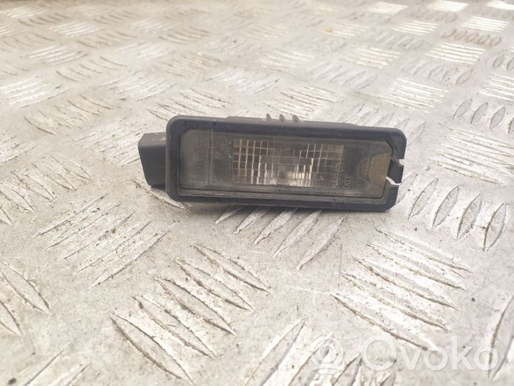 Porsche Cayenne (92A) Luce targa 1K8943021