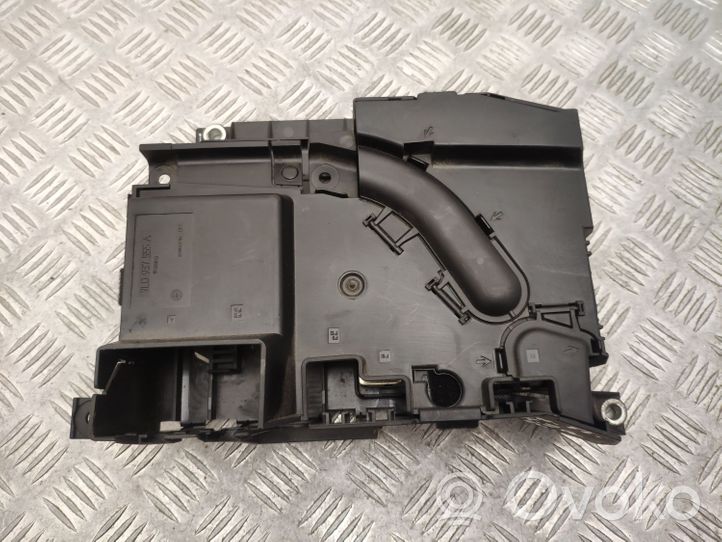 Porsche Cayenne (9PA) Scatola di montaggio relè 7L0937548C