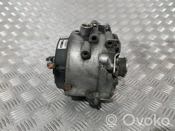 Mercedes-Benz E W210 Generatore/alternatore LRA02073