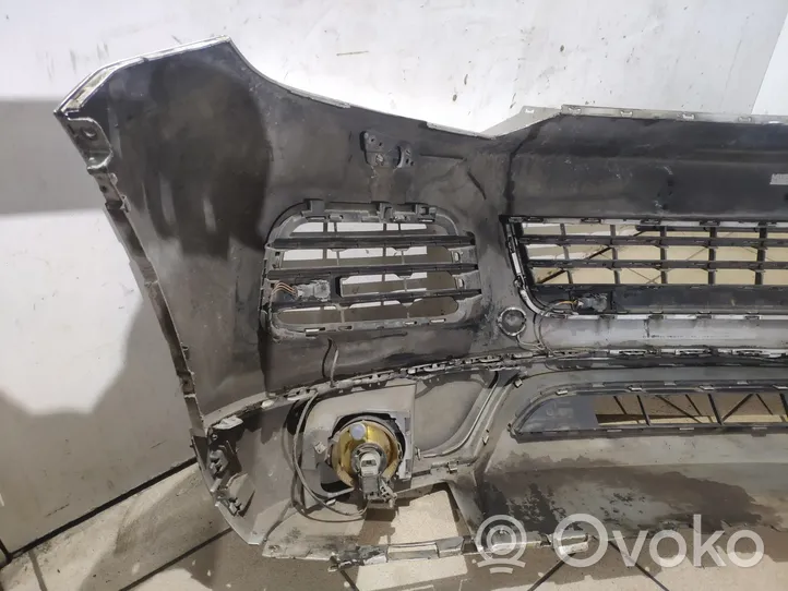 Volkswagen Touareg II Paraurti anteriore 7P6807061B