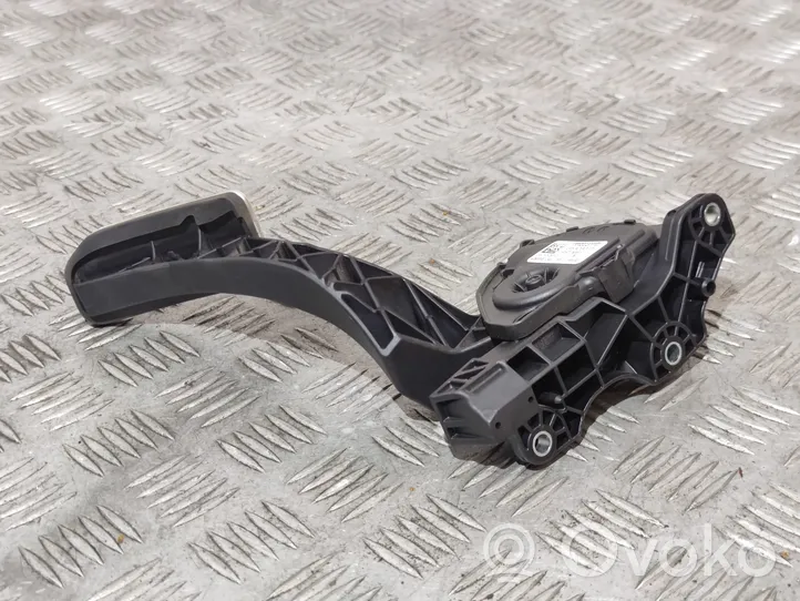 Volvo S60 Accelerator throttle pedal 31329371