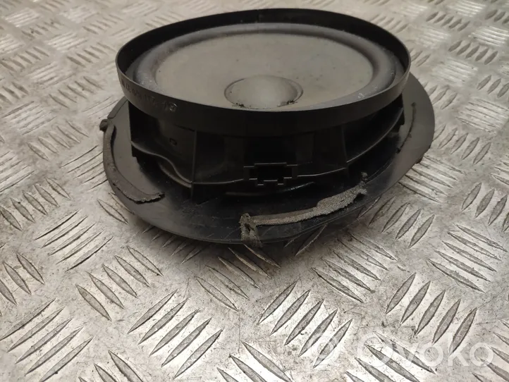 Mercedes-Benz E W211 Front door speaker A2118207202