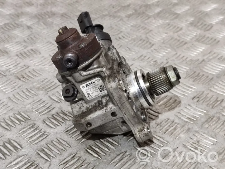 Volkswagen Touareg II Pompe d'injection de carburant à haute pression 059130755BG