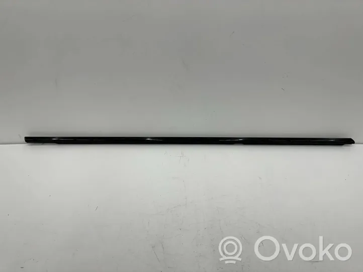 BMW 3 F30 F35 F31 Verkleidung Türfenster Türscheibe hinten 7260543