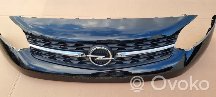 Opel Zafira Life Grille calandre supérieure de pare-chocs avant 39201548