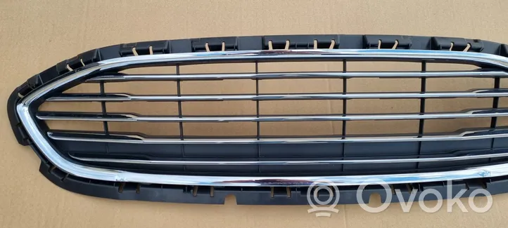 Ford Fiesta Front bumper upper radiator grill H1BB8200B