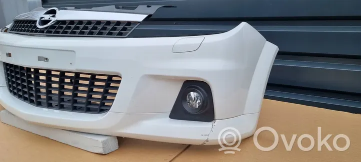 Opel Astra H Front bumper 