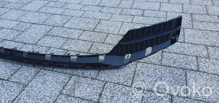 Hyundai i30 Front bumper lower grill 